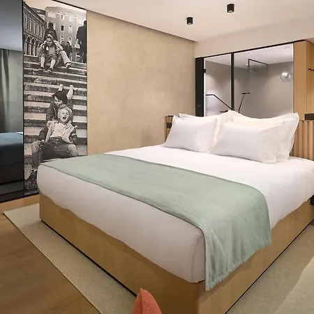 Ambasador Ξενοδοχείο