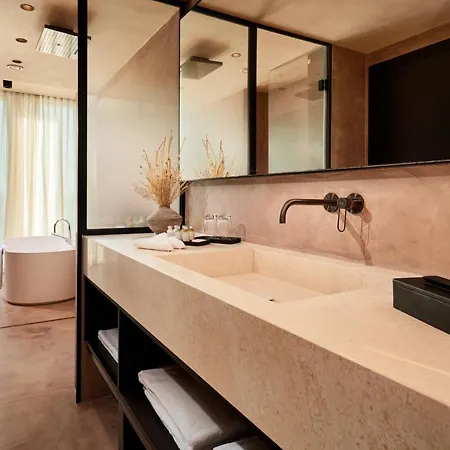 Szálloda Ambasador 5*