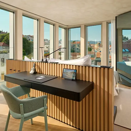 Ambasador Szálloda 5*