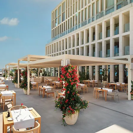 Hotel Ambasador